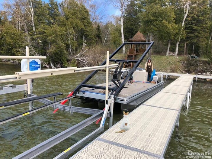 Duck Lake Boat Docks