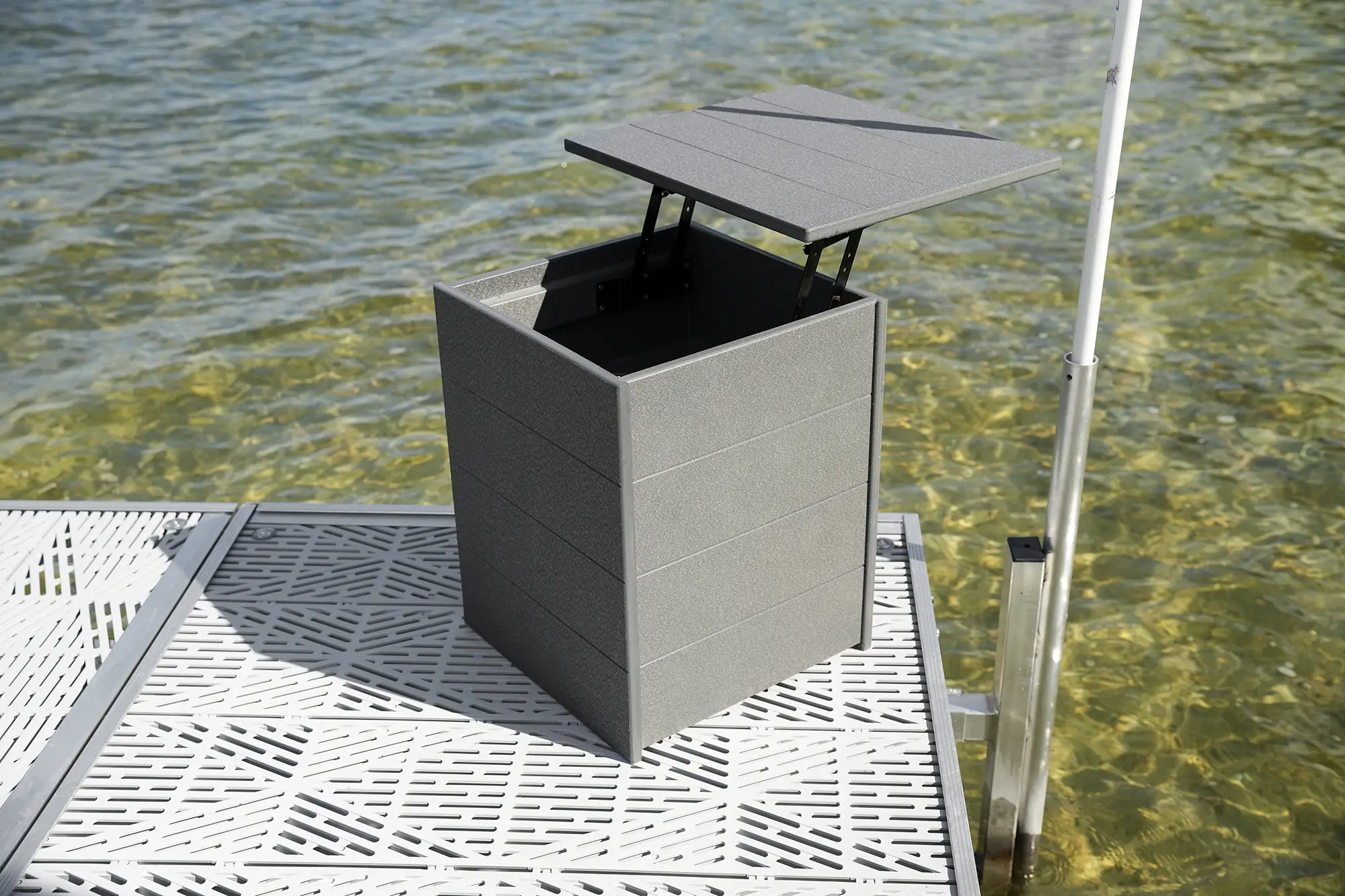 custom_dock_4